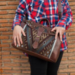 Victorian Weekender Bag - Image 5