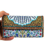 Charokha Clucthes - Image 6