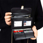 Charokha Clucthes - Image 3